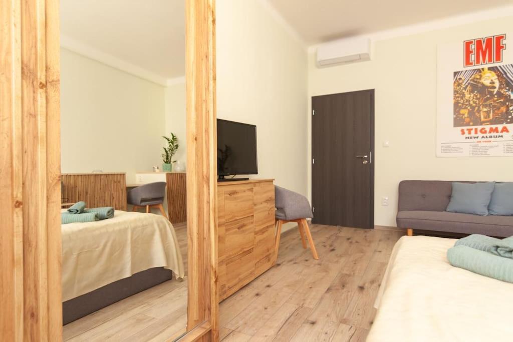 Vysoka Apartman Emf/Stp Bratislava Dış mekan fotoğraf