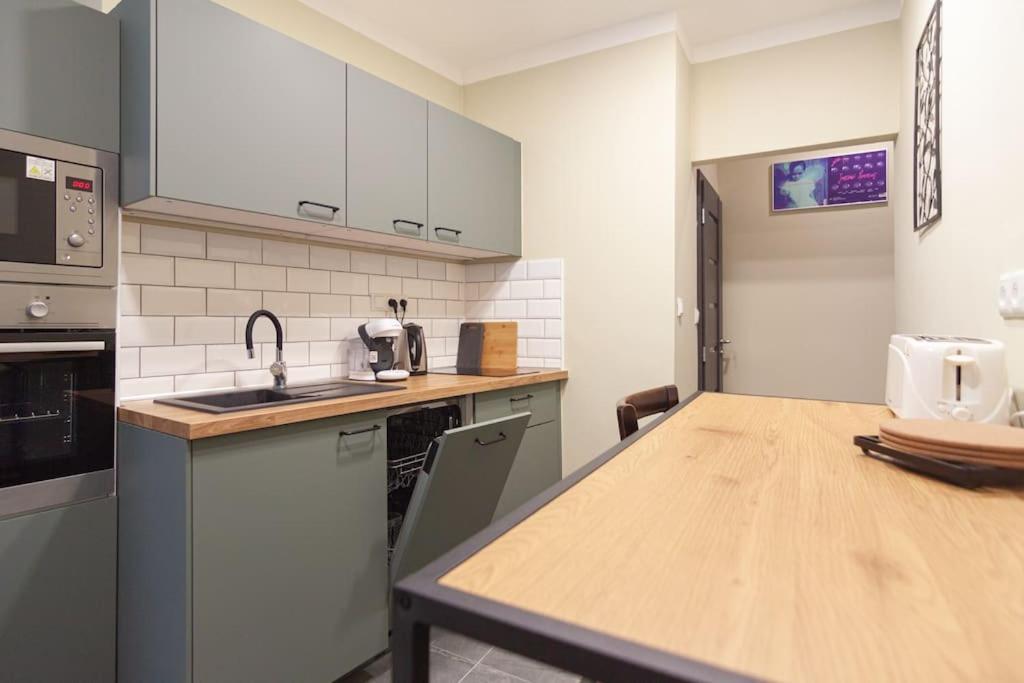 Vysoka Apartman Emf/Stp Bratislava Dış mekan fotoğraf
